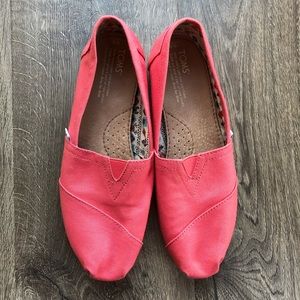 Women’s Coral Toms